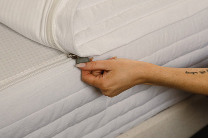 All-in-One Zipper Bedding Set: Emerson